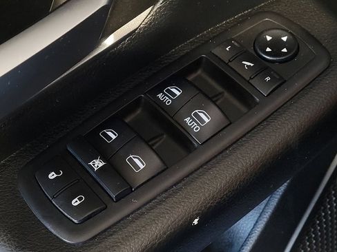 Used 2019 RAM 1500 Big Horn image 27