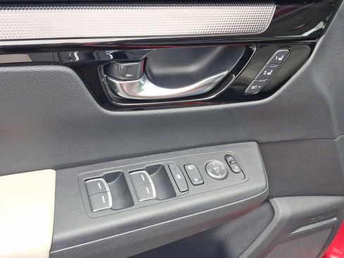 Used 2025 Honda CR-V EX-L image 13