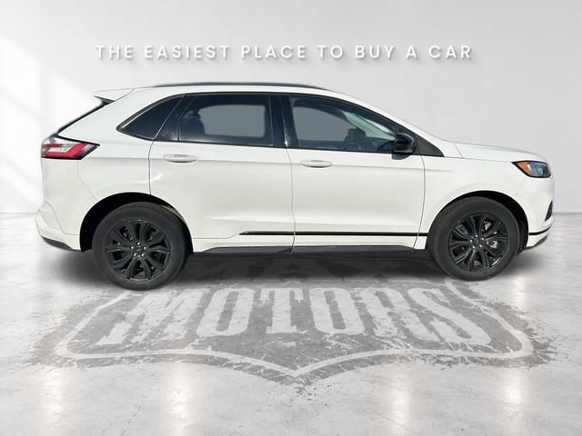 Used 2022 Ford Edge SE w/ Black Appearance Package AWD/4WD image 9