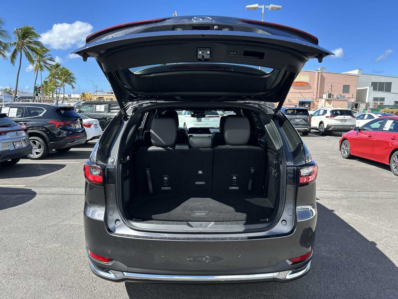 Used 2024 MAZDA CX-90 Plug-In Hybrid w/ Premium Plus AWD/4WD image 19