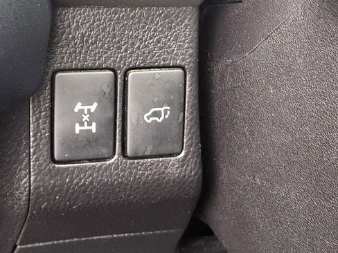 Used 2017 Toyota RAV4 XLE image 26