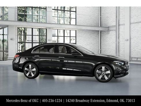 Used 2025 Mercedes-Benz C 300 Sedan image 14