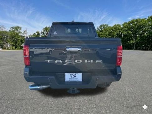 Used 2026 Toyota Tacoma Limited AWD/4WD image 4