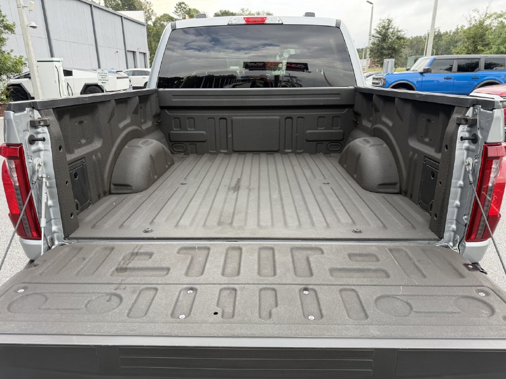 Used 2025 Ford F150 STX w/ Equipment Group 200A RWD image 9