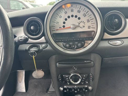 Used 2013 MINI Cooper Clubman FWD image 17