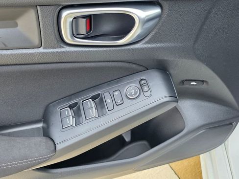 Certified 2025 Honda Civic Sport image 25