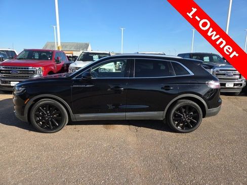 Used 2023 Lincoln Nautilus Reserve image 2