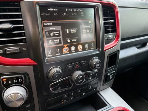 Used 2017 RAM 1500 Rebel image 33