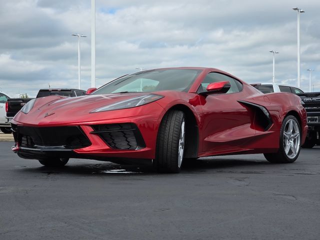 Used 2025 Chevrolet Corvette Stingray Coupe w/ 1LT RWD image 10