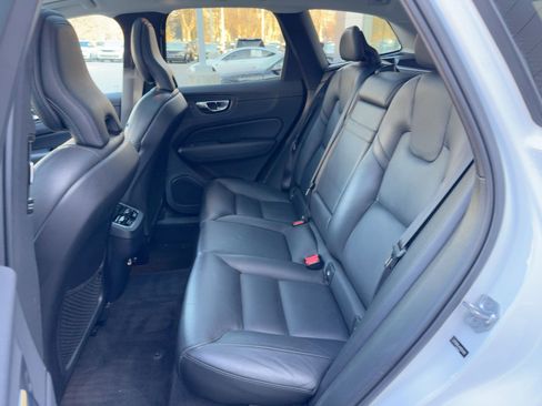 Used 2019 Volvo XC60 T5 Inscription w/ Protection Package Premier image 29