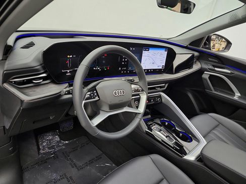 Used 2025 Audi Q5 Premium Plus w/ Premium Plus AWD/4WD image 9
