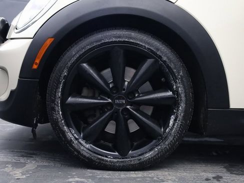 Used 2015 MINI Cooper S image 8