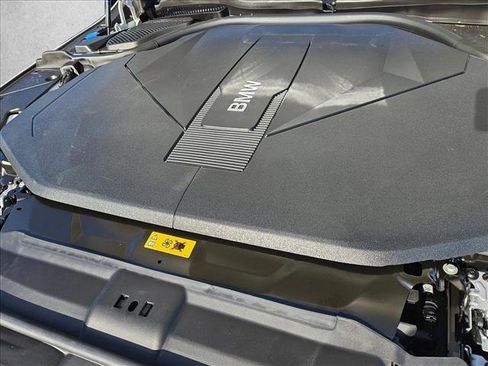 Used 2026 BMW i5 eDrive40 w/ Convenience Package image 16