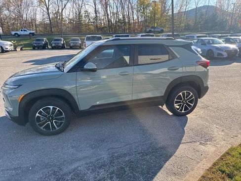 New 2026 Chevrolet TrailBlazer LT w/ LT Cold Weather Package AWD/4WD image 28