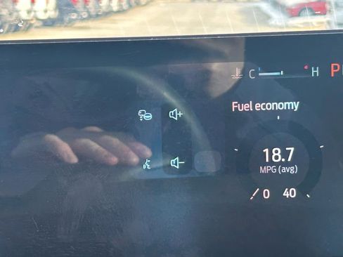 Certified 2025 Ford Expedition Active image 39