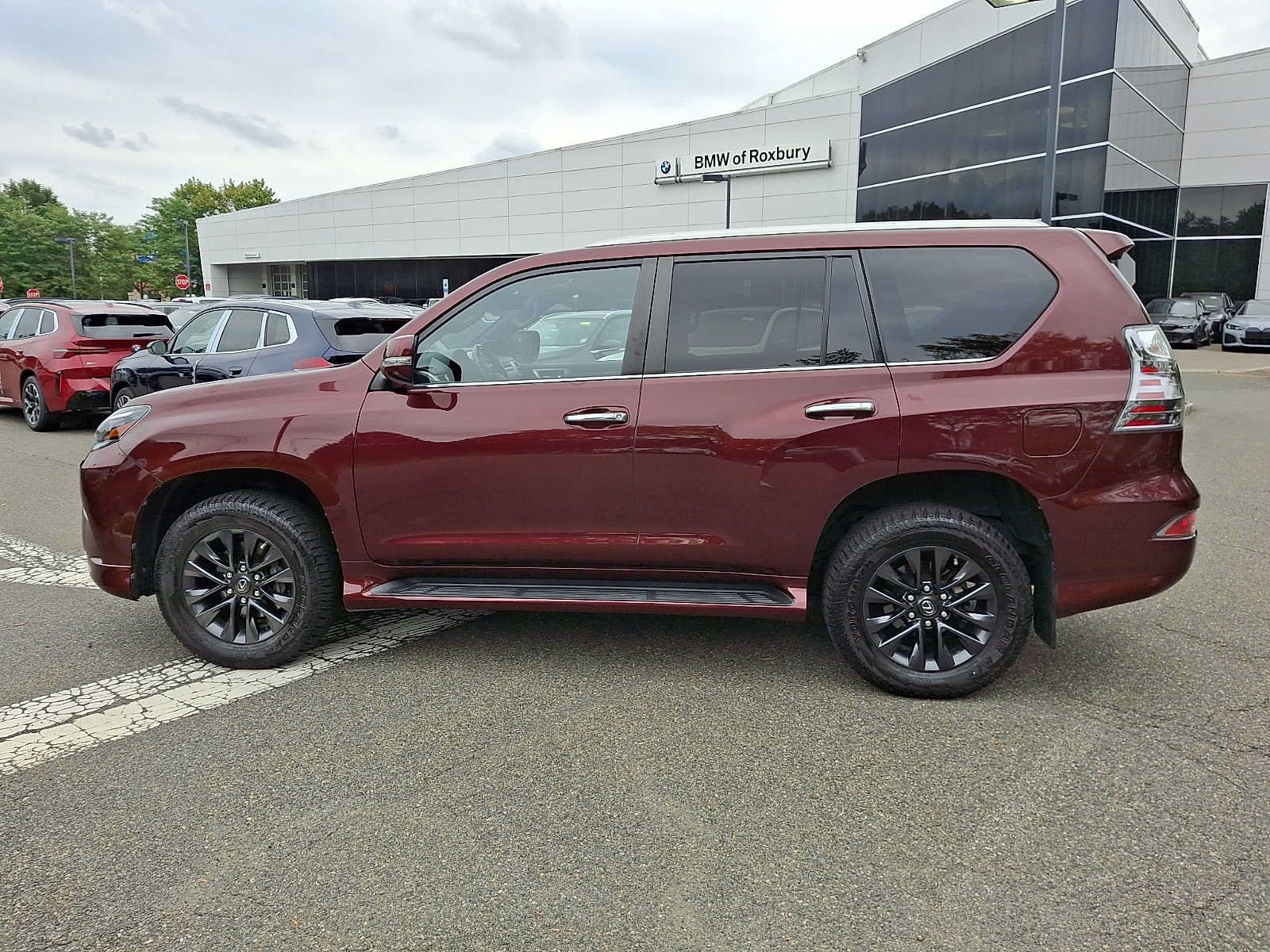 Used 2021 Lexus GX 460 Premium w/ Premium Package AWD/4WD image 4