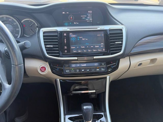 Used 2017 Honda Accord EX-L image 12