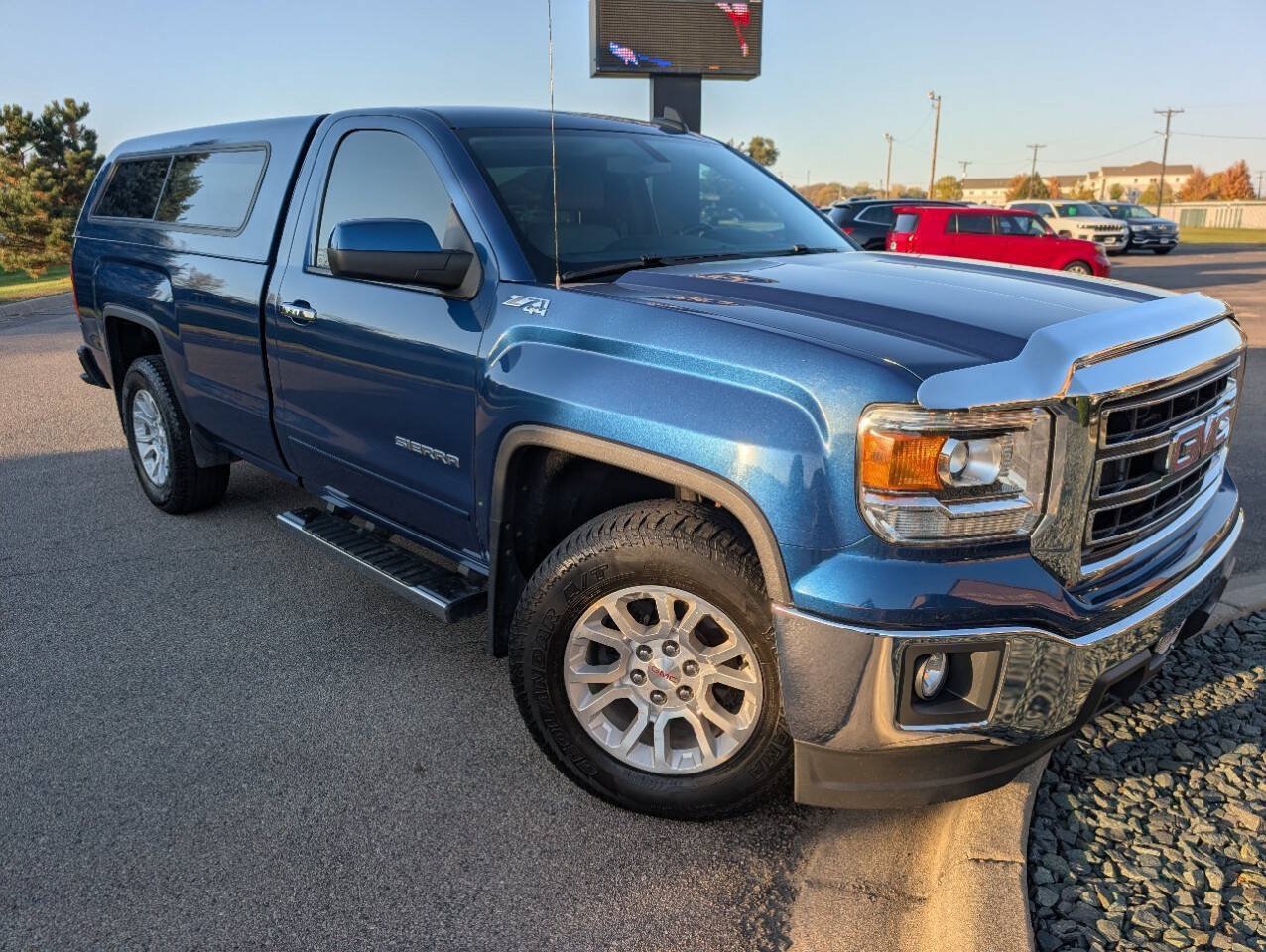Used 2015 GMC Sierra 1500 SLE w/ SLE Preferred Package AWD/4WD image 3