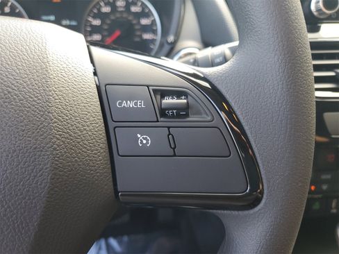 New 2026 Mitsubishi Eclipse Cross LE image 12