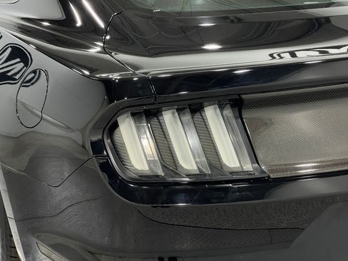 Used 2015 Ford Mustang GT image 33