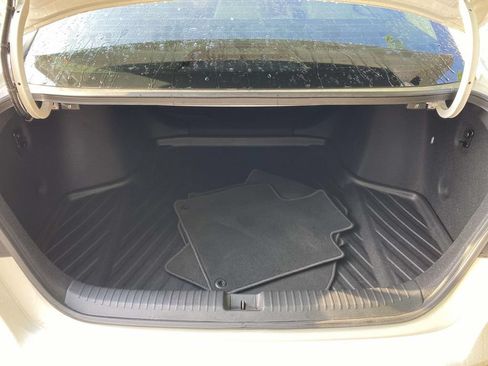 Certified 2025 Honda Accord SE image 29