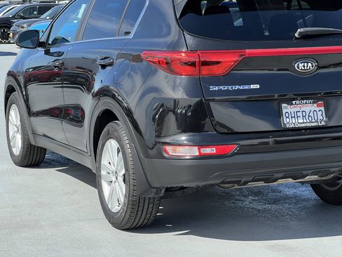 Used 2019 Kia Sportage LX image 5