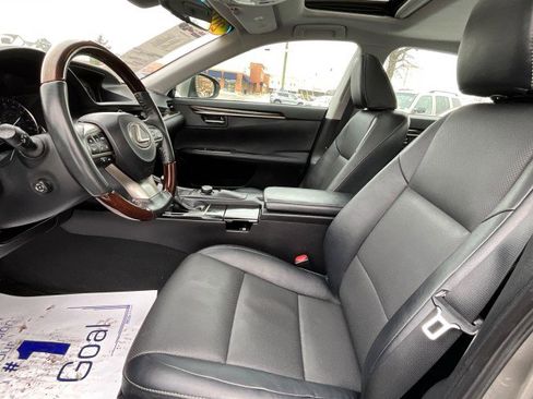 Used 2018 Lexus ES 350 ES 350 w/ Premier Package image 29