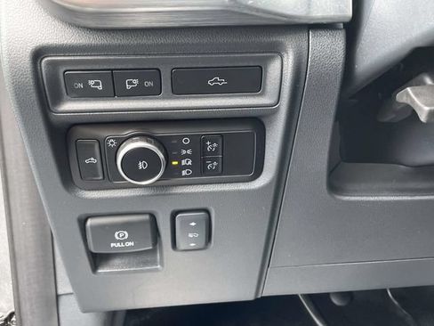 Used 2023 Ford F150 Lariat AWD/4WD image 15