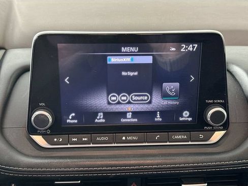 Used 2023 Nissan Rogue SL AWD/4WD image 11