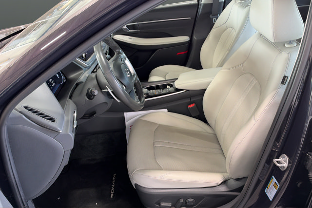 Certified 2023 Hyundai Sonata Limited FWD image 9