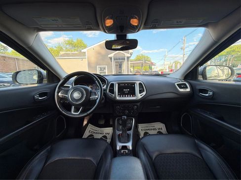 Used 2018 Jeep Compass Latitude w/ Popular Equipment Group AWD/4WD image 27
