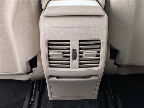 Used 2018 Mercedes-Benz GLA 250 image 17