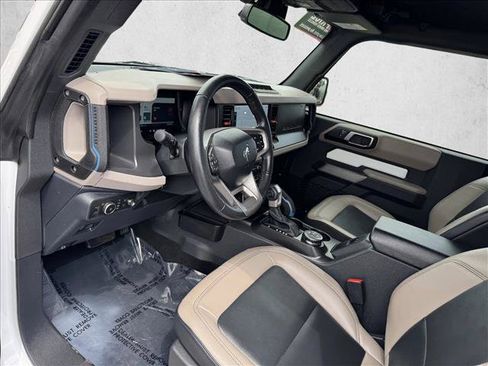 Used 2022 Ford Bronco Wildtrak AWD/4WD image 11