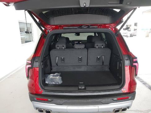 New 2026 Chevrolet Traverse LT w/ Driver Confidence Package FWD image 27