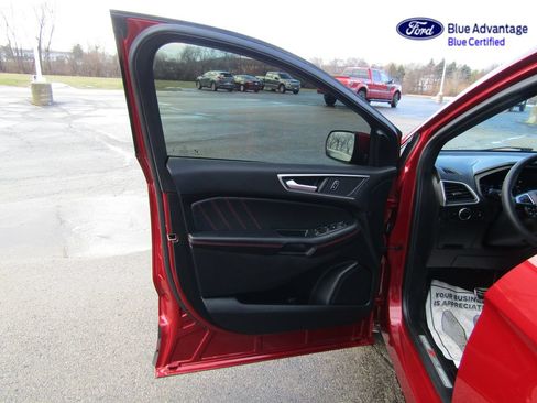 Certified 2024 Ford Edge ST-Line AWD/4WD image 27