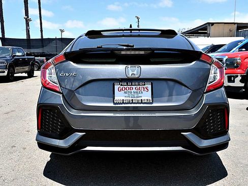 Used 2018 Honda Civic EX image 6