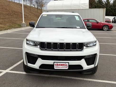 New 2026 Jeep Grand Cherokee Limited AWD/4WD image 10