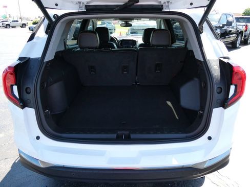 Certified 2023 GMC Terrain AT4 AWD/4WD image 17