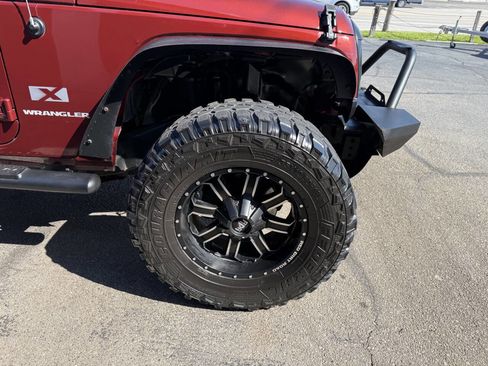 Used 2008 Jeep Wrangler X AWD/4WD image 21