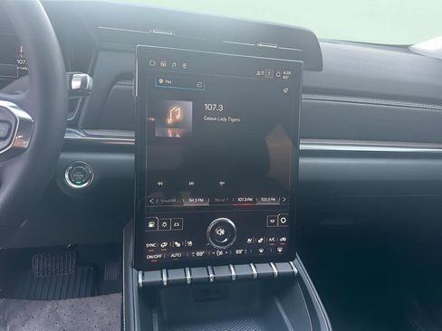 Used 2026 GMC Terrain Denali w/ LPO, Floor Liner Package image 12