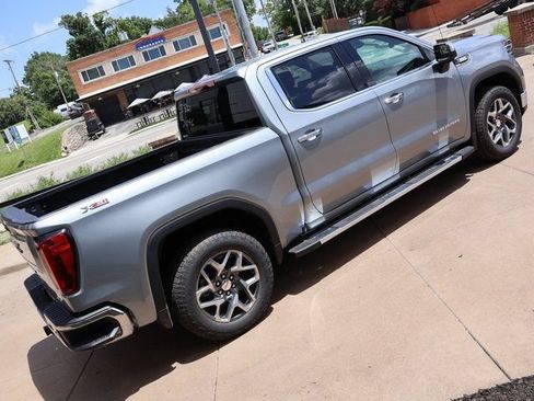 New 2026 GMC Sierra 1500 SLT w/ SLT Premium Plus Package AWD/4WD image 6