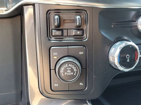 Used 2023 Ford F150 Lariat w/ Equipment Group 502A High image 27