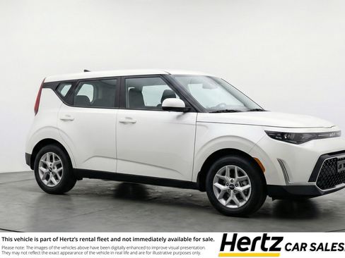 Used 2025 Kia Soul LX w/ LX Technology Package image 1