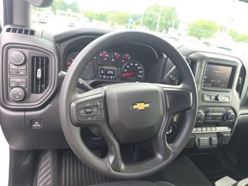 New 2026 Chevrolet Silverado 1500 Custom w/ Turbomax Blackout Package AWD/4WD image 15