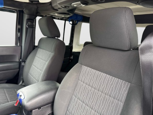Used 2012 Jeep Wrangler Unlimited Sport AWD/4WD image 21