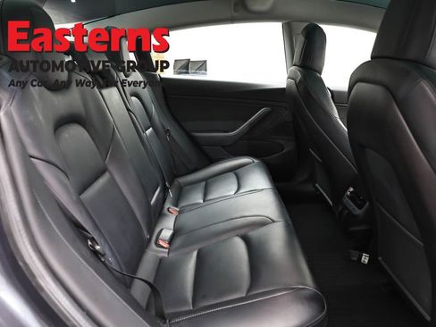 Used 2019 Tesla Model 3 Standard Range Plus RWD image 17