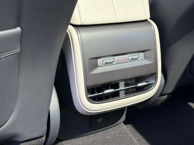 New 2026 Lincoln Nautilus Reserve AWD/4WD image 23