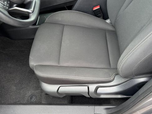 Used 2023 Nissan Rogue S AWD/4WD image 16