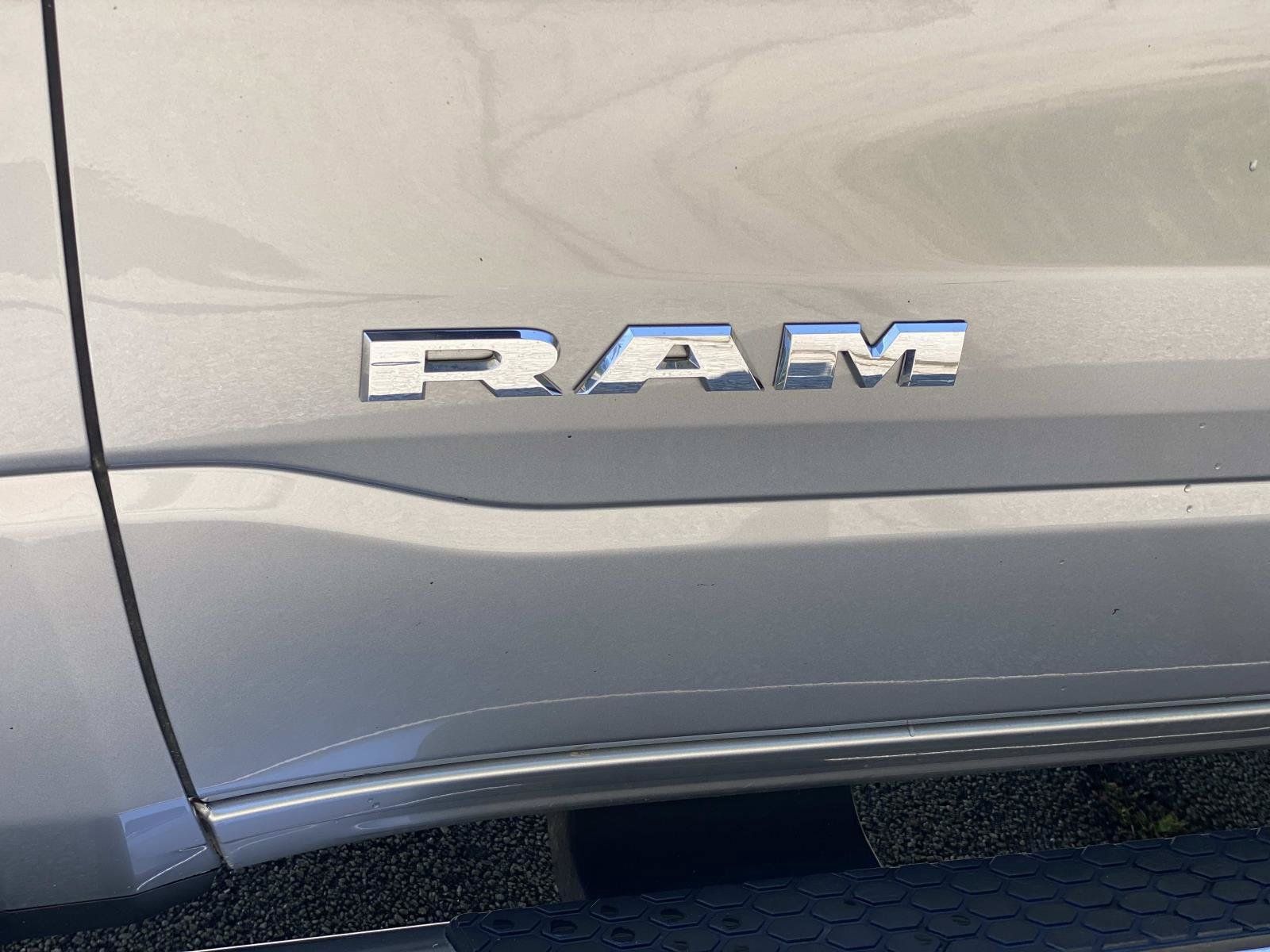 Used 2022 RAM 1500 Big Horn AWD/4WD image 15