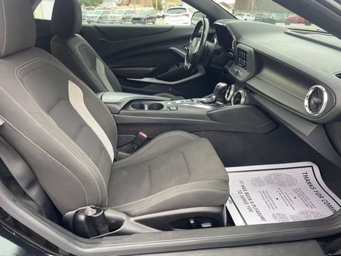 Used 2023 Chevrolet Camaro LT image 32
